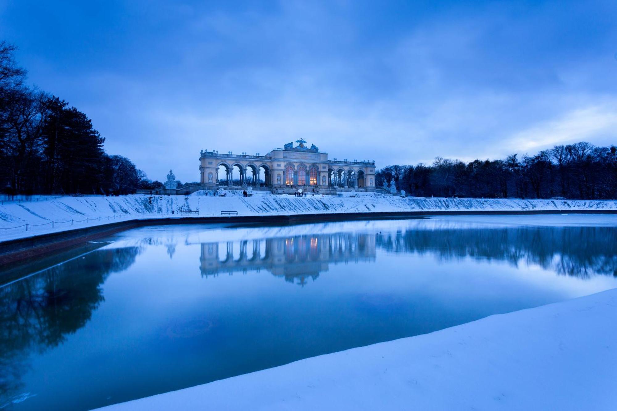 Luxe View Schoenbrunn Suite เวียนนา ภายนอก รูปภาพ